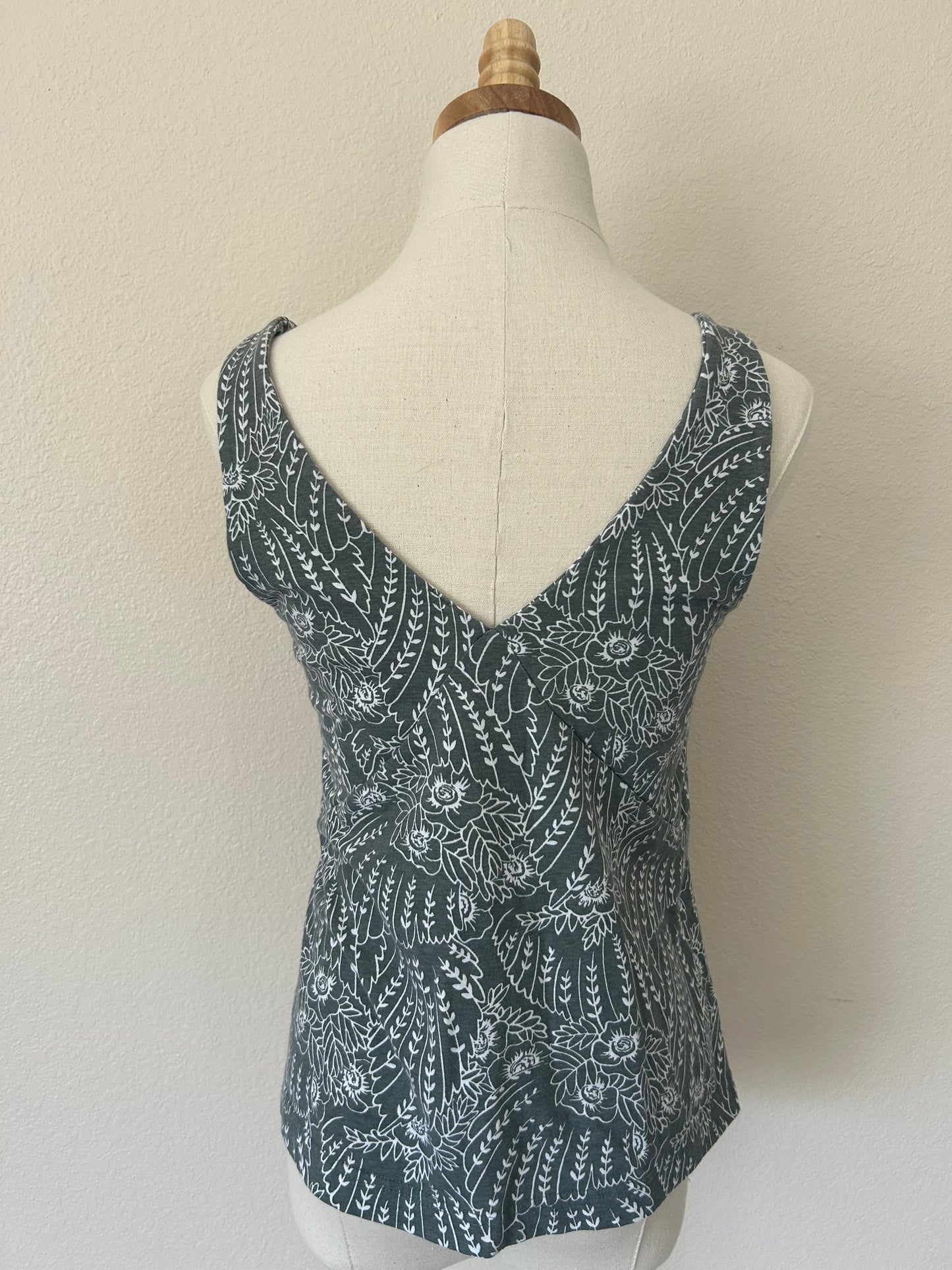 Pact Organic Cotton Tank Top | Size Small
