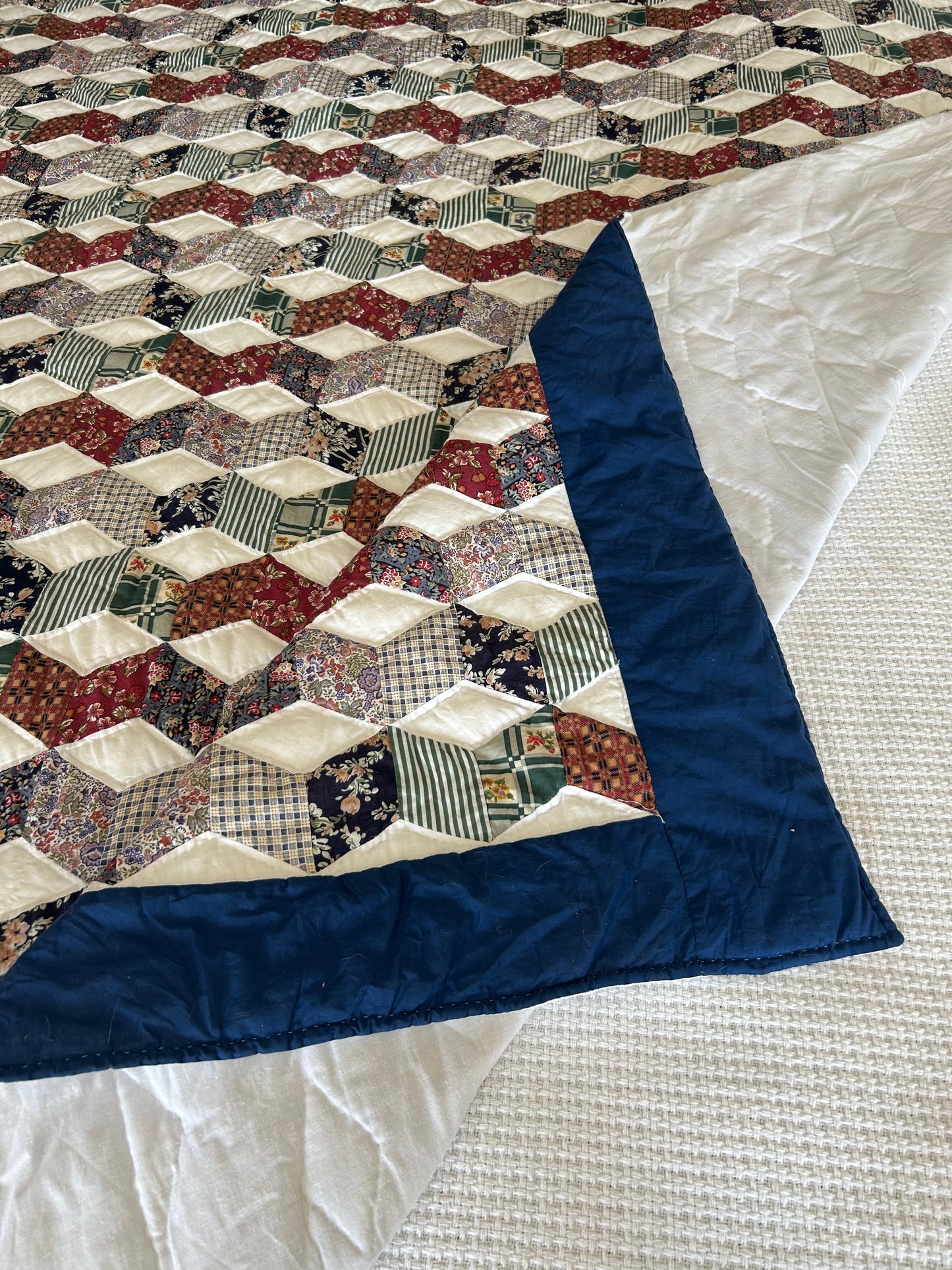 Vintage Tumbling Blocks Quilt | 90s