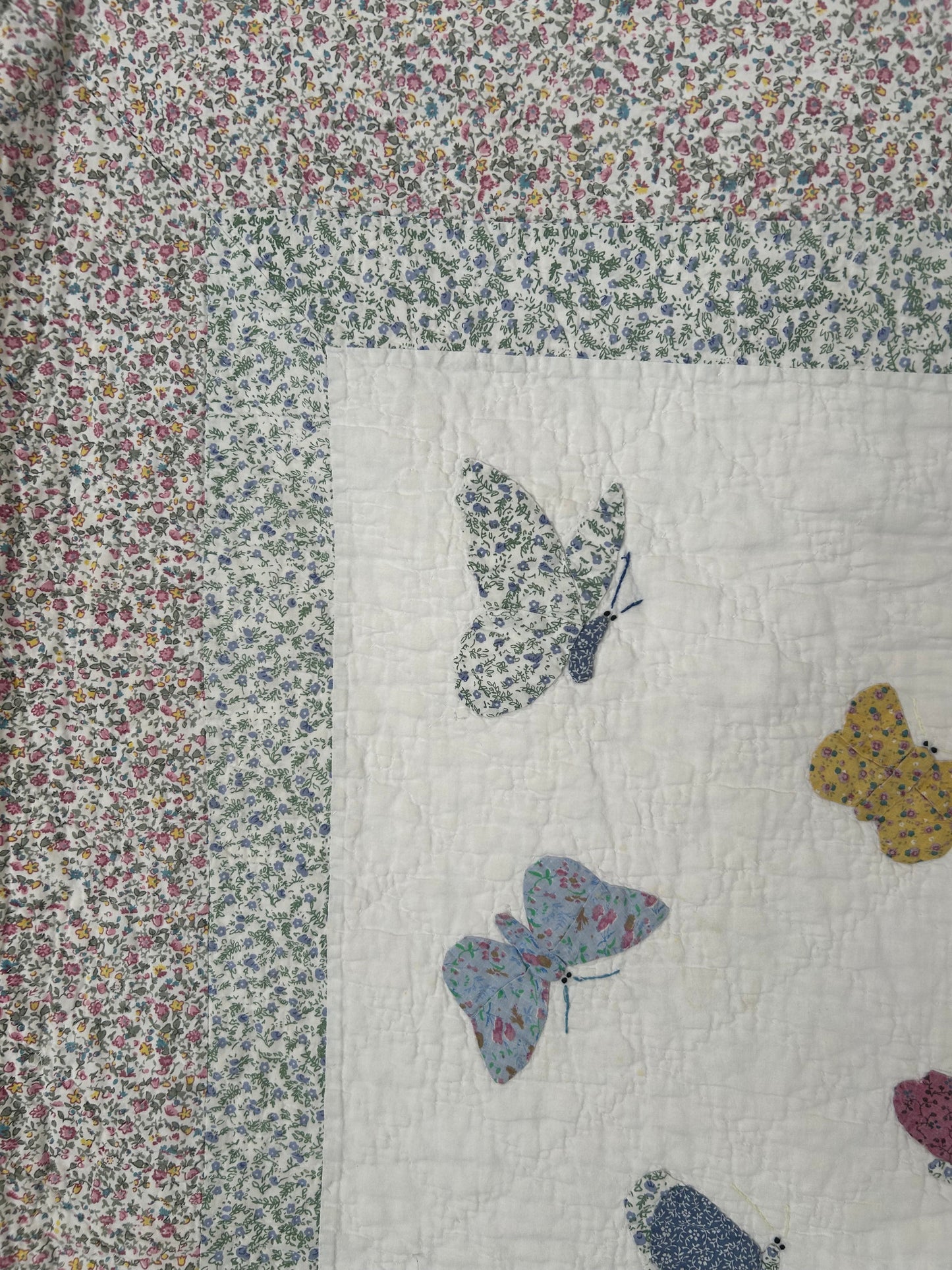 Vintage Butterfly Applique Crib Quilt