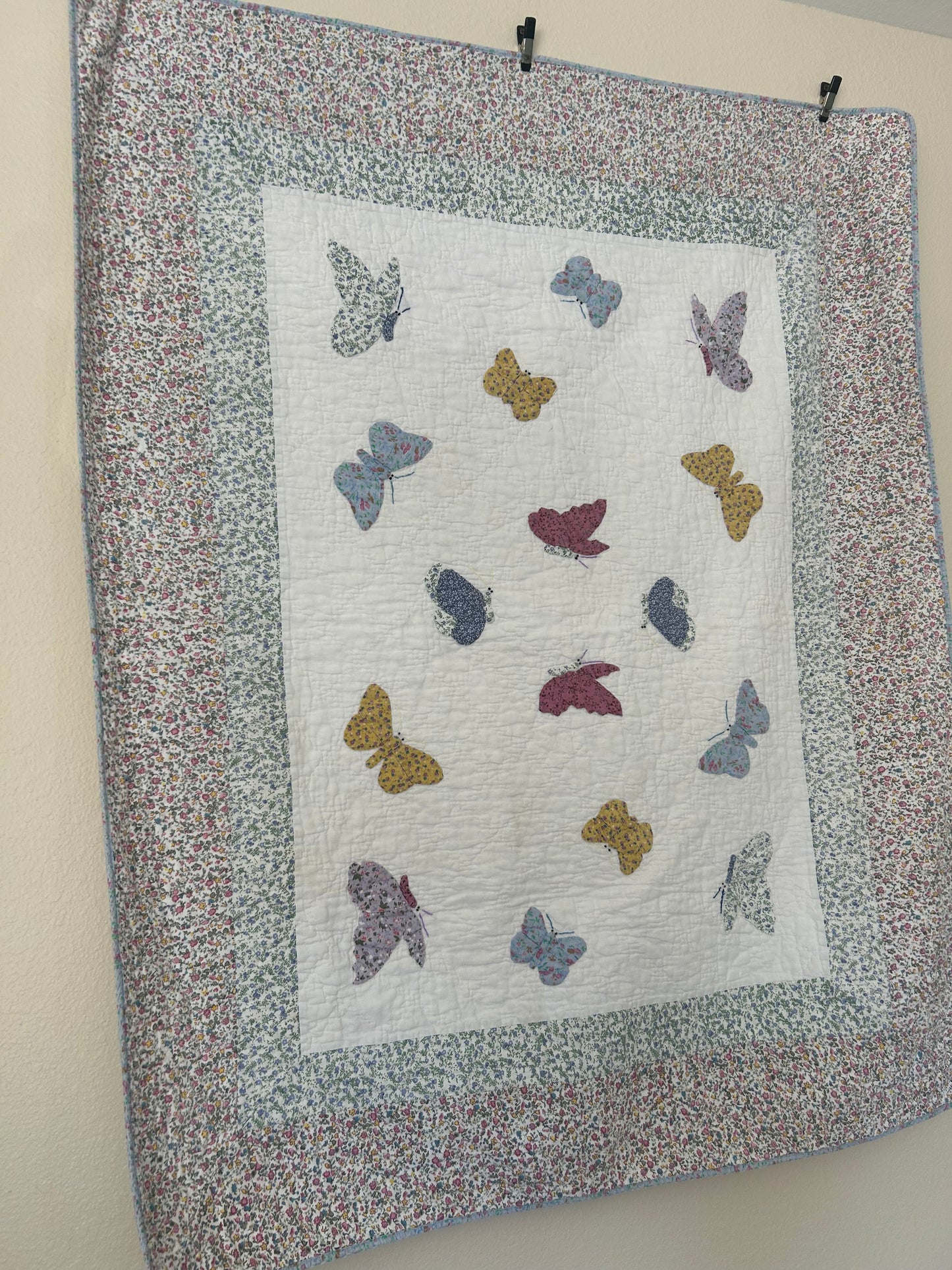 Vintage Butterfly Applique Crib Quilt