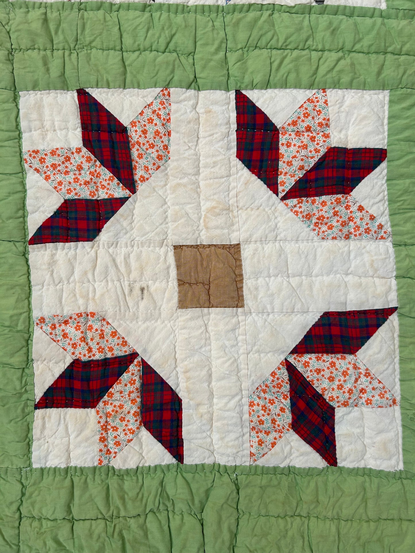 Green Sage Bud Variation Quilt