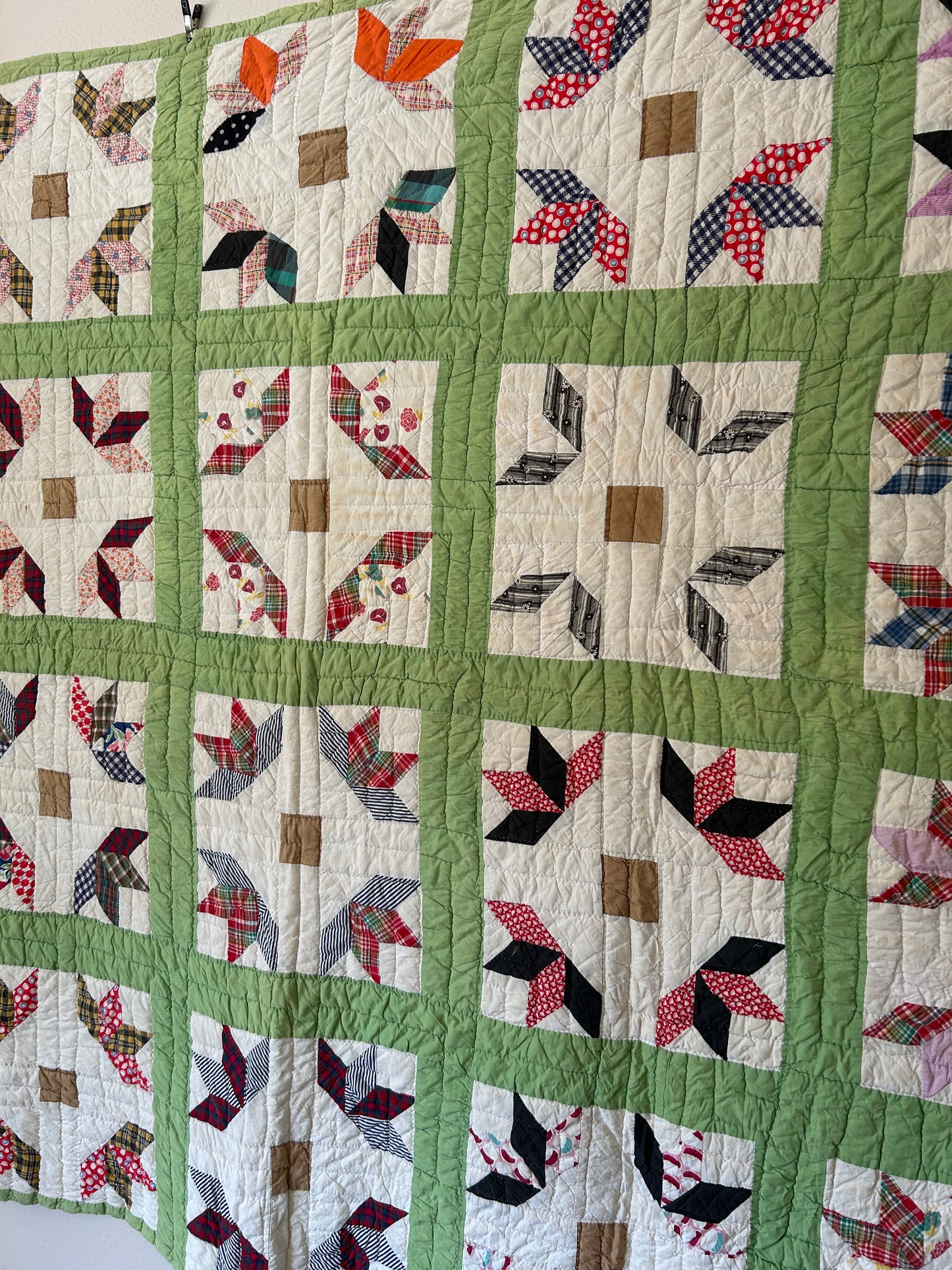 Green Sage Bud Variation Quilt