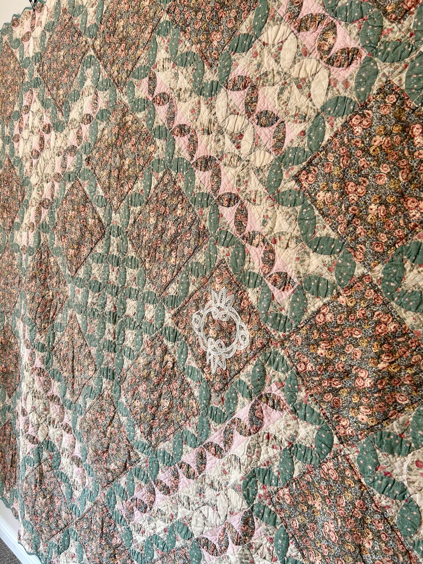 Shabby Chic Quilt | 1990s