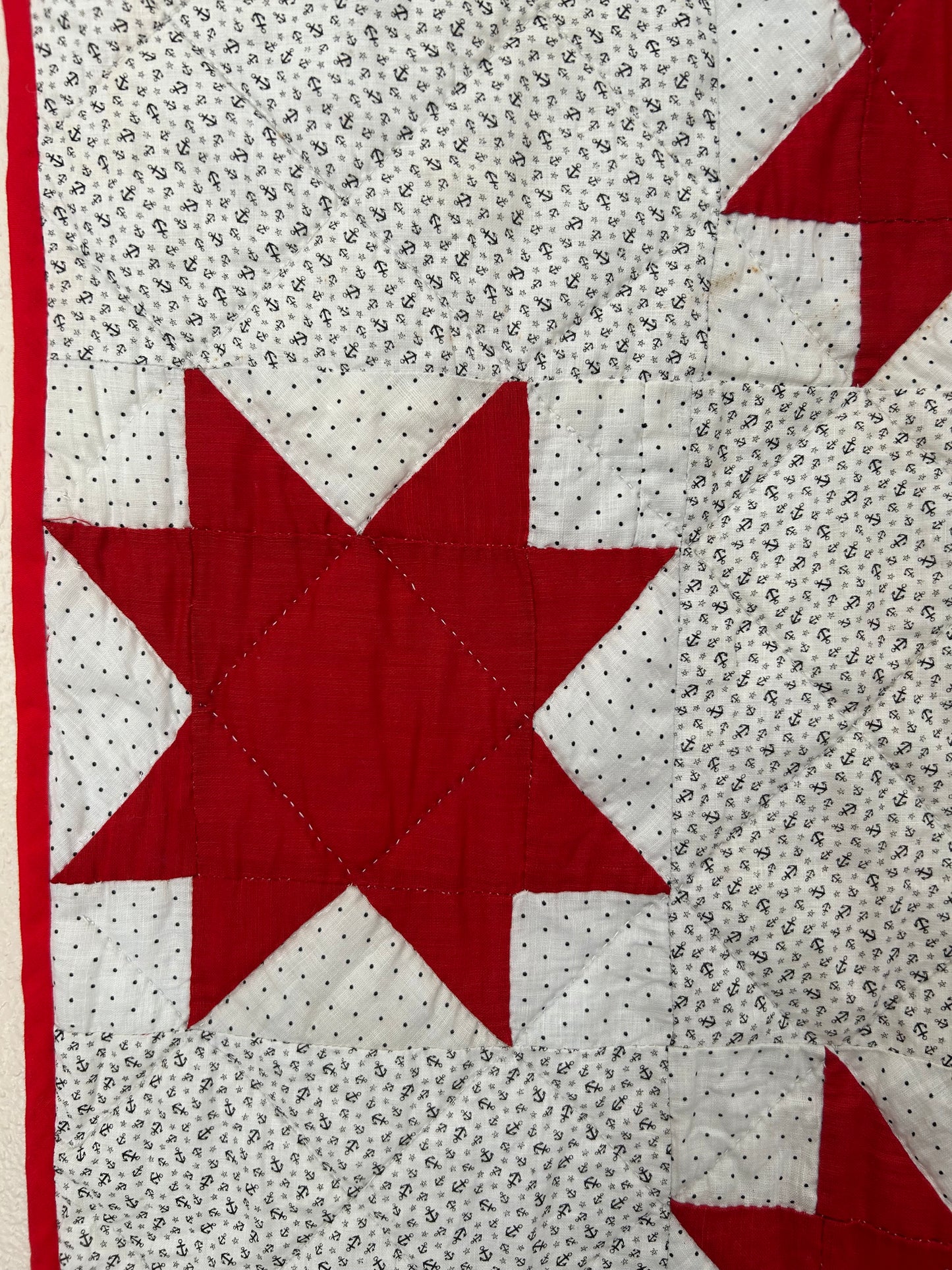 Red Ohio Star Quilt | Early 1900s