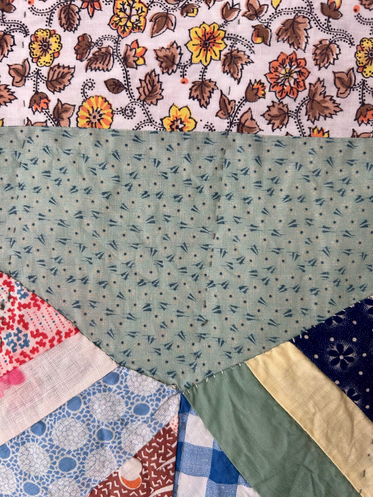 Green Rocky Road to Kansas Quilt | 1970s