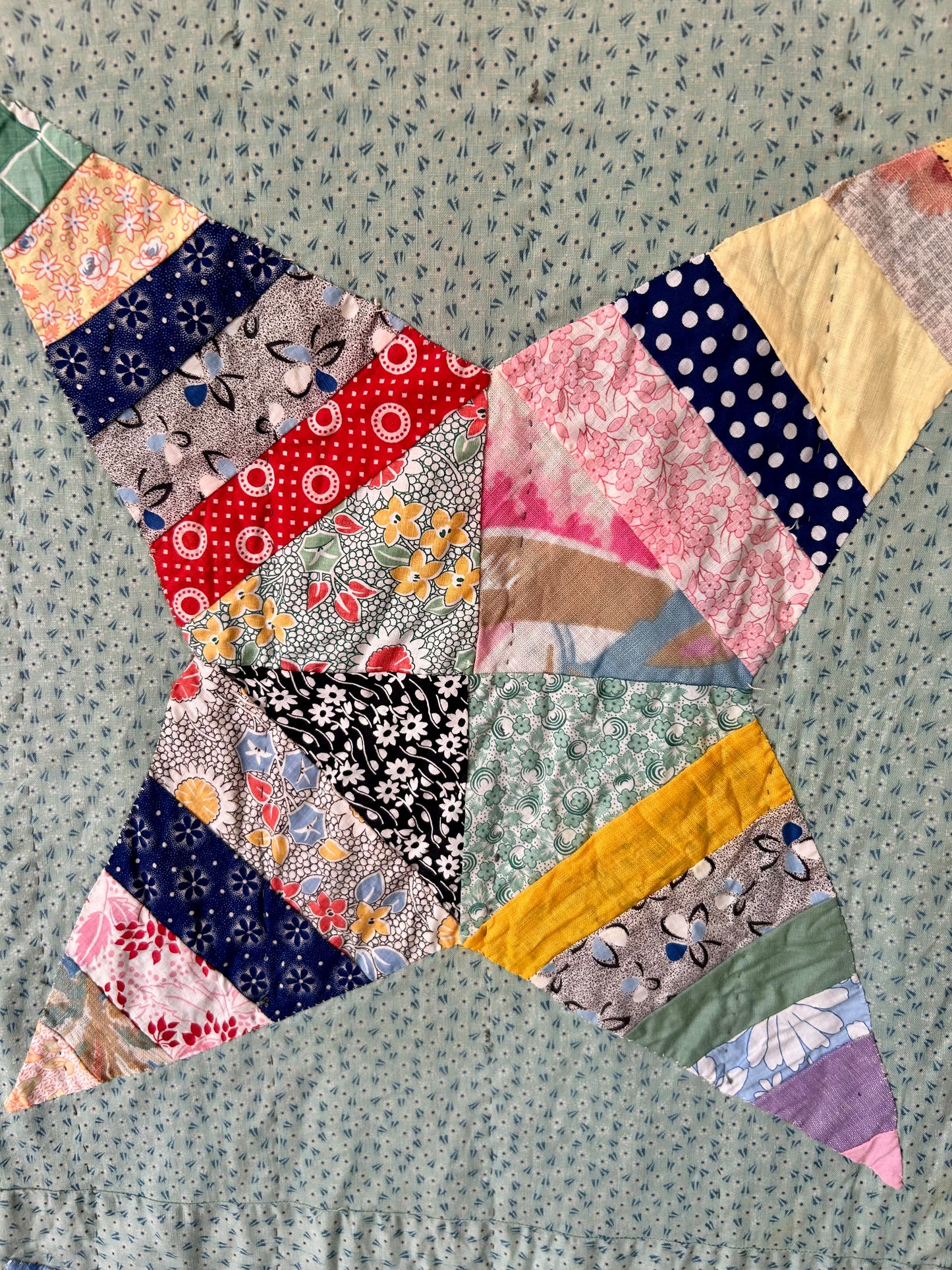 Green Rocky Road to Kansas Quilt | 1970s