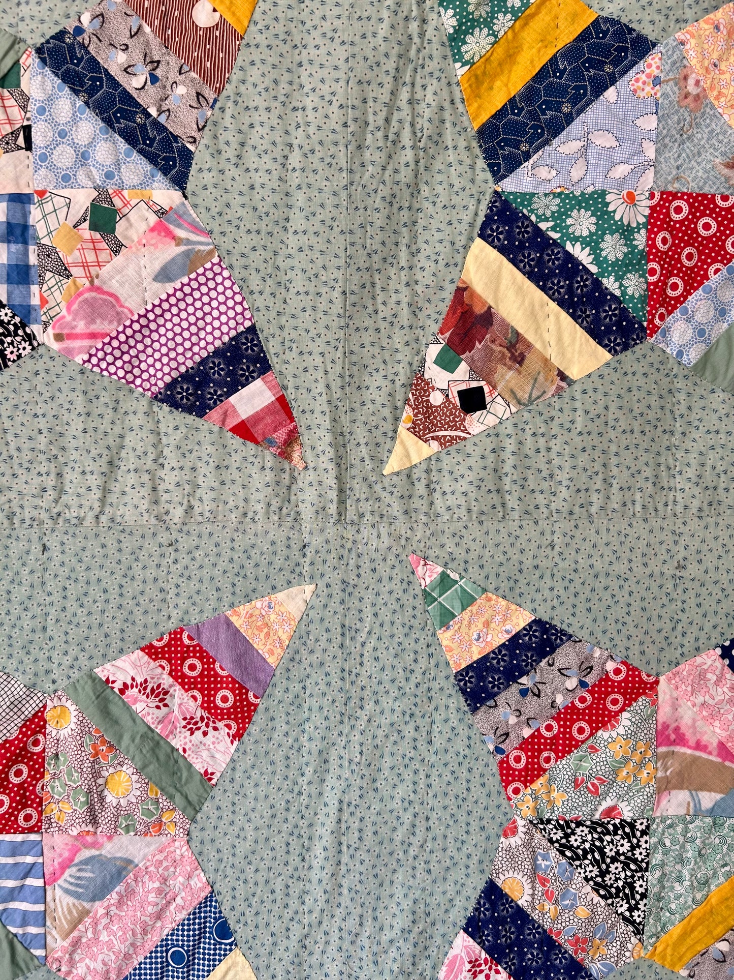 Green Rocky Road to Kansas Quilt | 1970s
