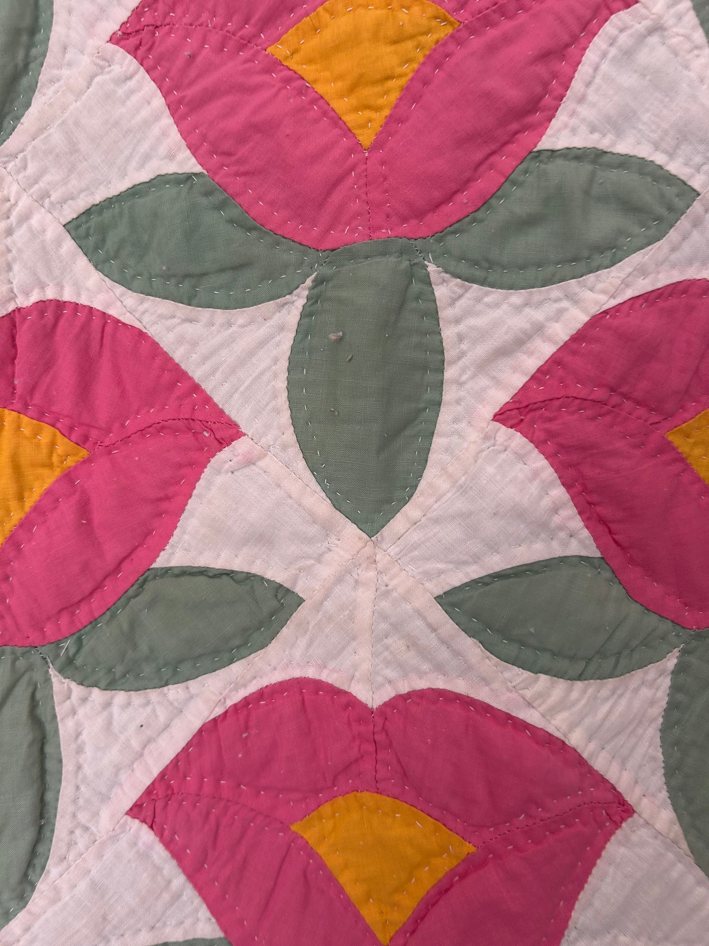 Pink Tulip Quilt | 1940s