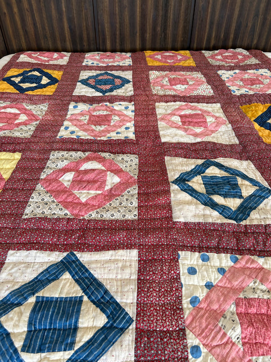 Antique Early 1900s | Squares in Squares Quilt