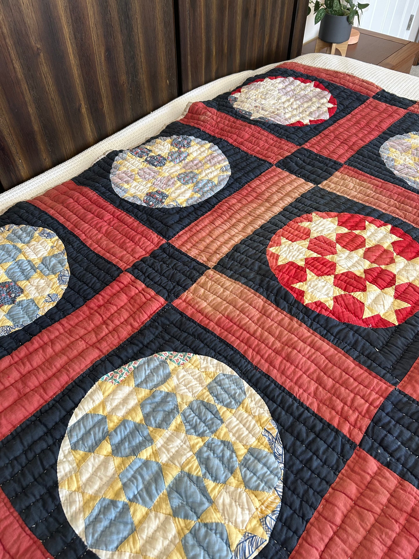 Red White and Blue Seven Sisters Quilt | Early 1900s