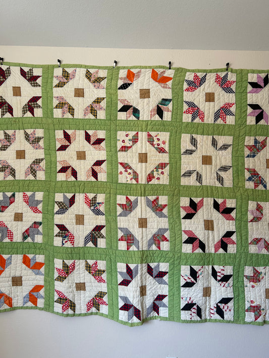 Green Sage Bud Variation Quilt