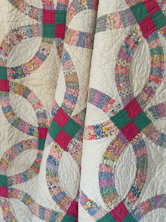 Pink Feedsack Wedding Ring Quilt | 1934