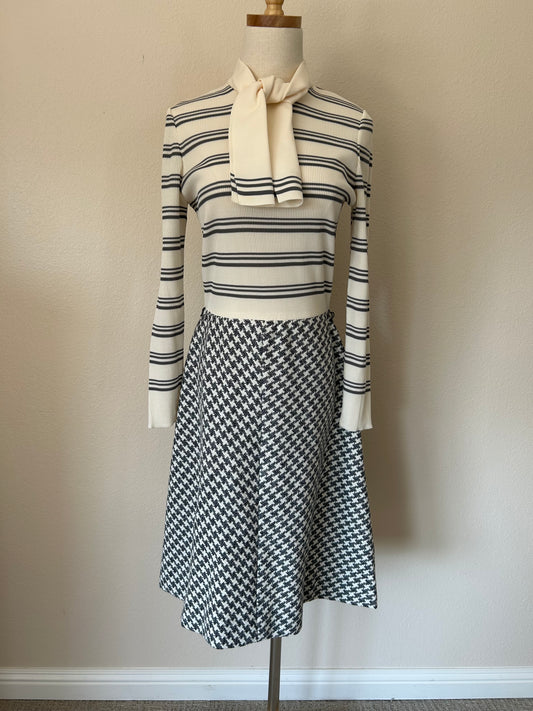 Vintage Dalton Houndstooth Dress | S/M | 1970s