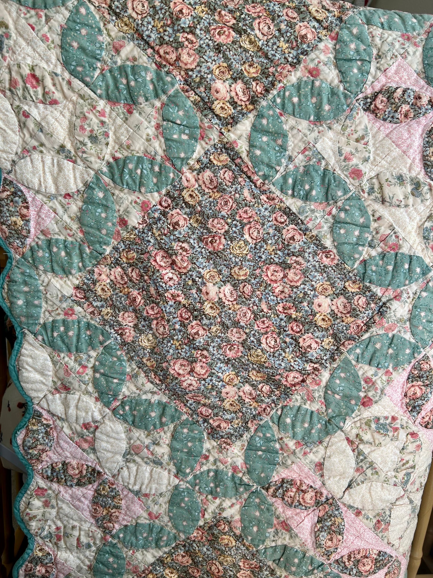 Shabby Chic Quilt | 1990s