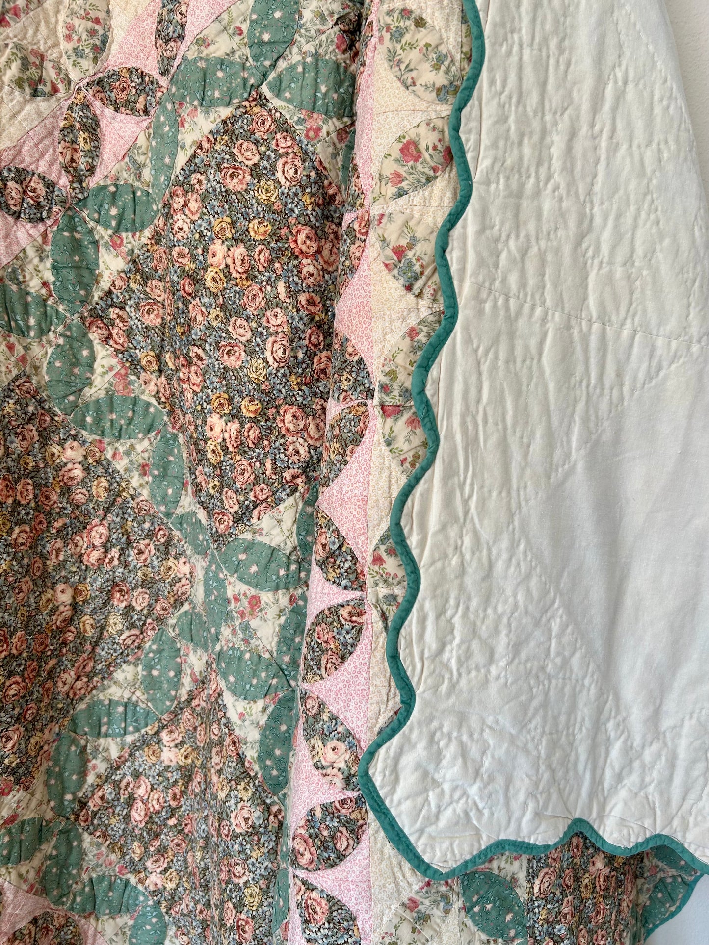 Shabby Chic Quilt | 1990s