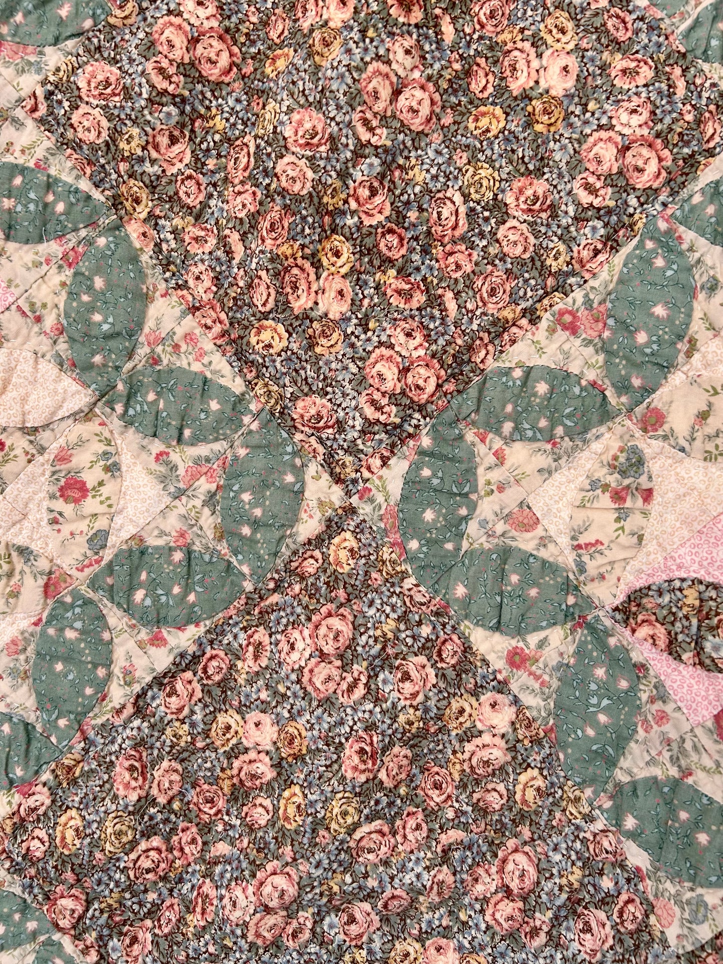 Shabby Chic Quilt | 1990s