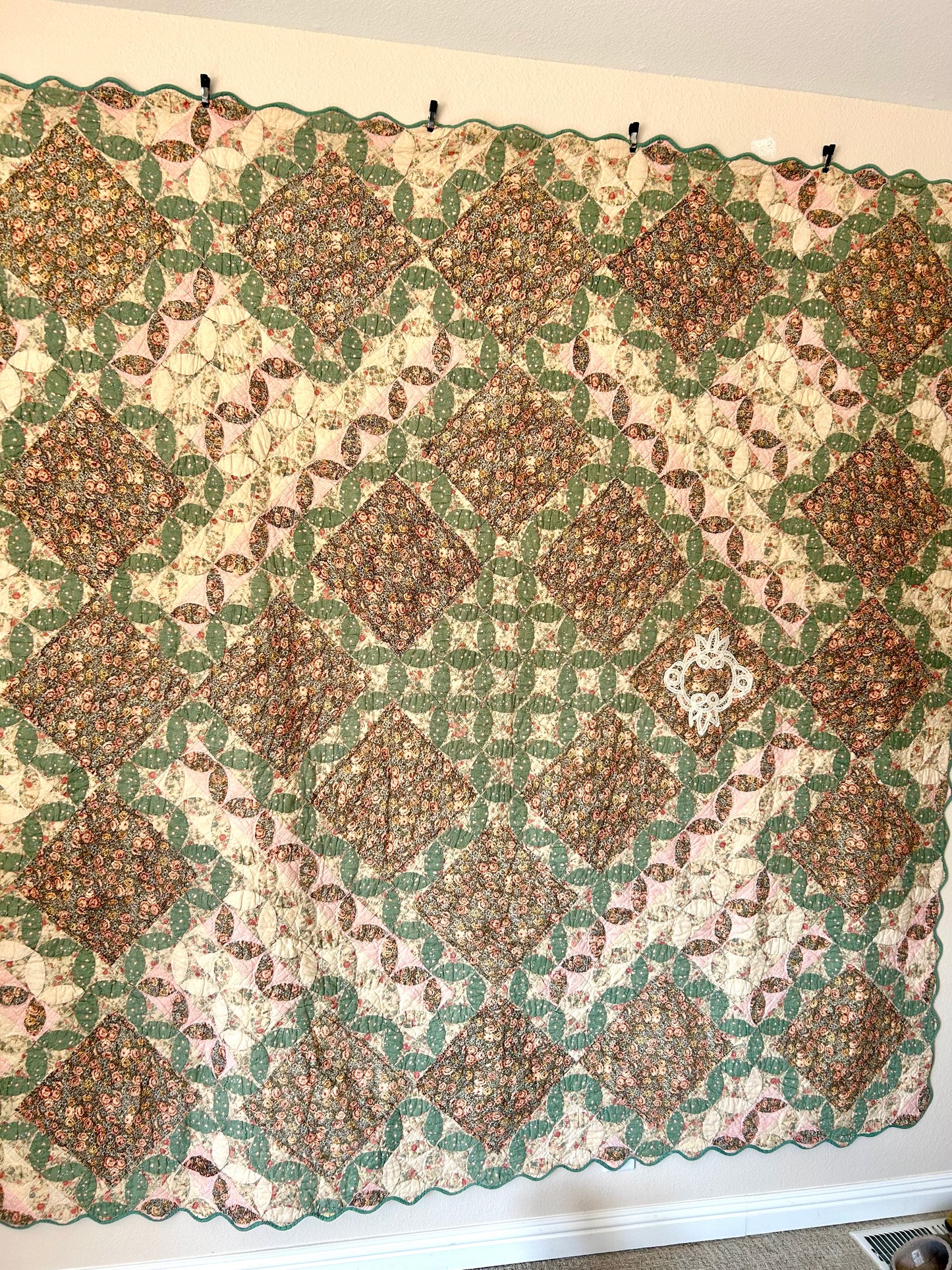 Shabby Chic Quilt | 1990s