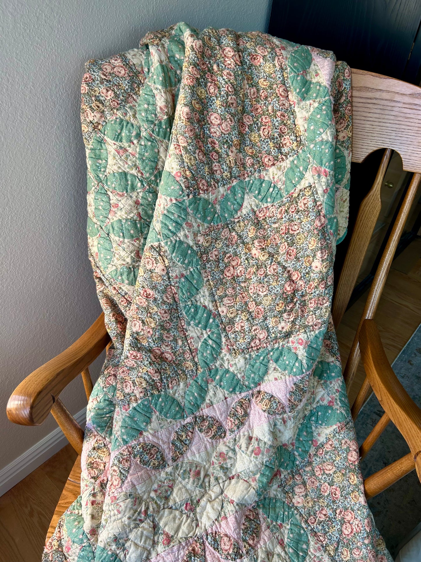 Shabby Chic Quilt | 1990s