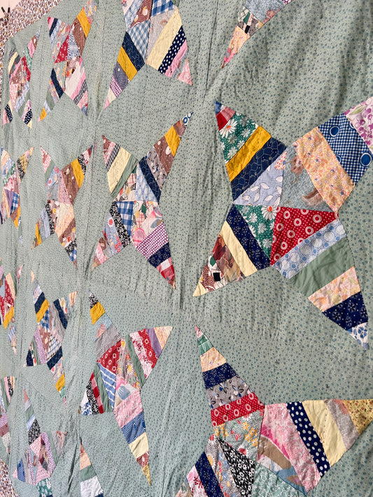 Green Rocky Road to Kansas Quilt | 1970s