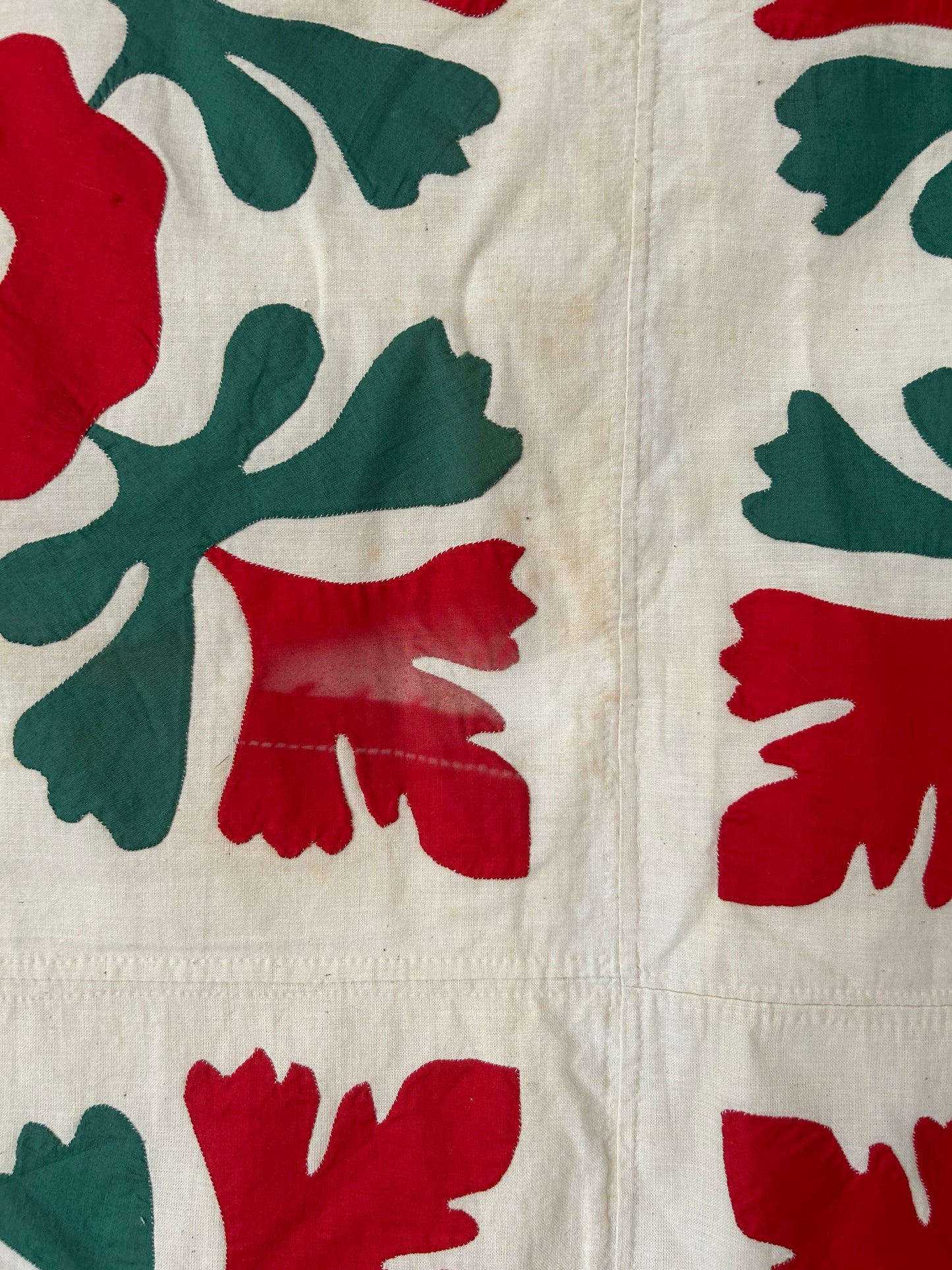Pointsettia Quilt