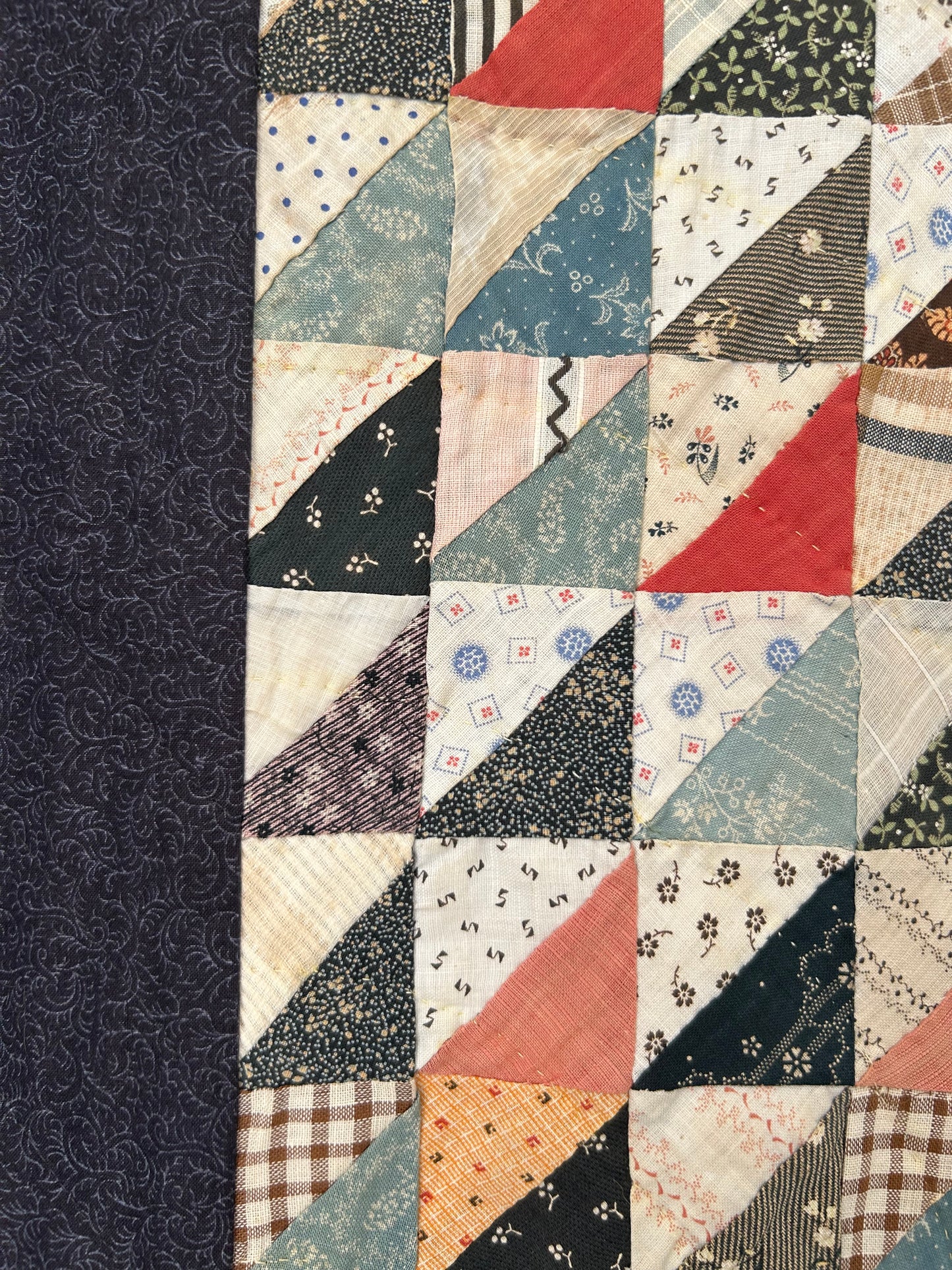 Antique Thousand Pyramids Pattern Quilt | Early 1900s
