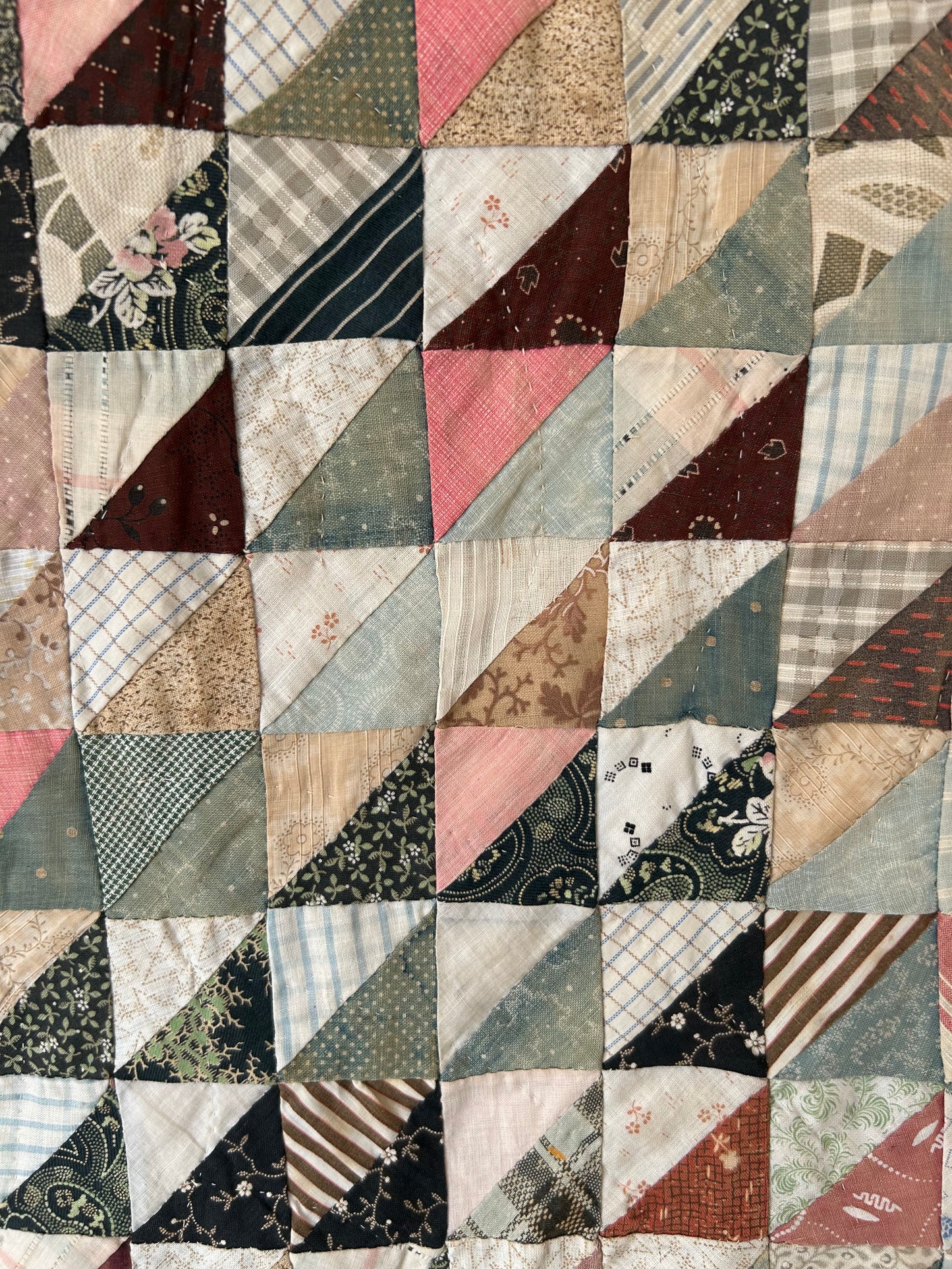 Antique Thousand Pyramids Pattern Quilt | Early 1900s