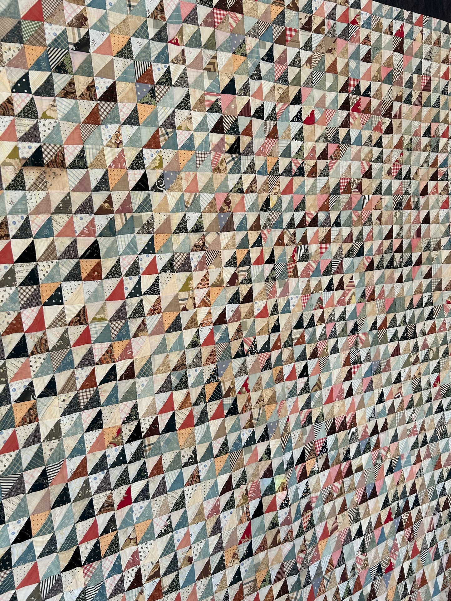 Antique Thousand Pyramids Pattern Quilt | Early 1900s